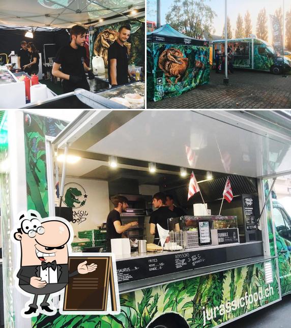 Guarda gli esterni di Jurassic Food