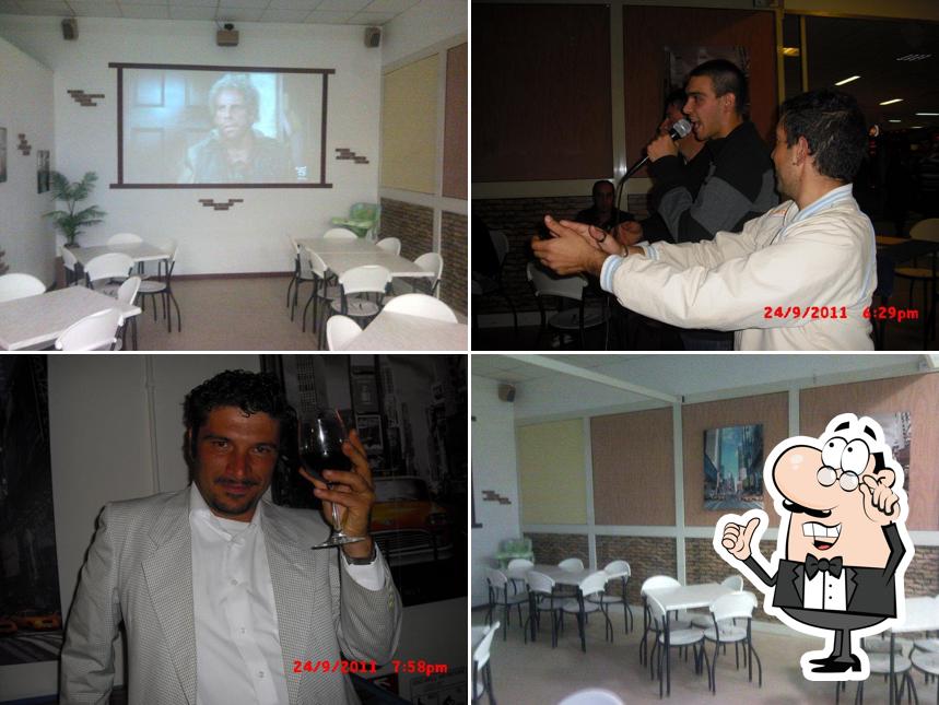 Dai un'occhiata agli interni di Slow Bowling Frascati