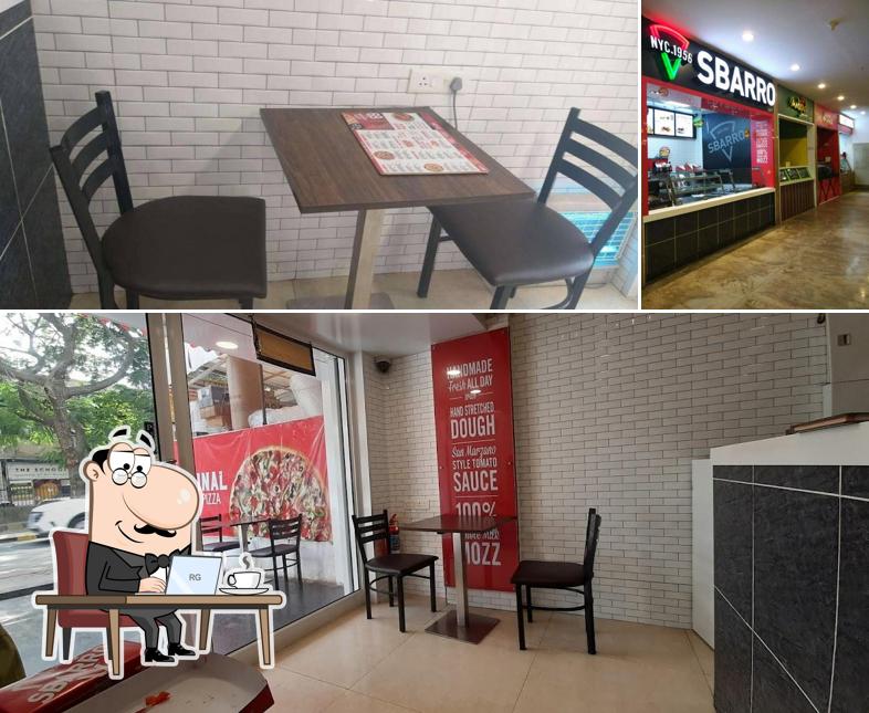 The interior of Sbarro - New York Pizza (Andheri W)