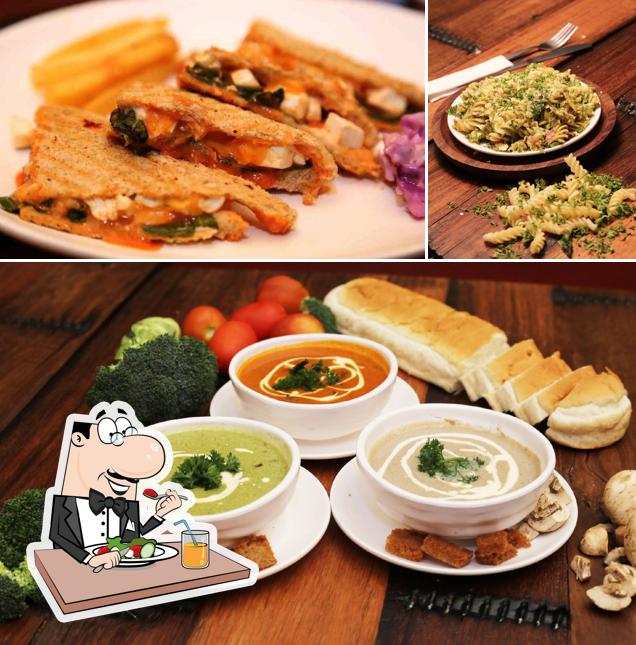 The image of food and interior at Sugar Russh Cafe