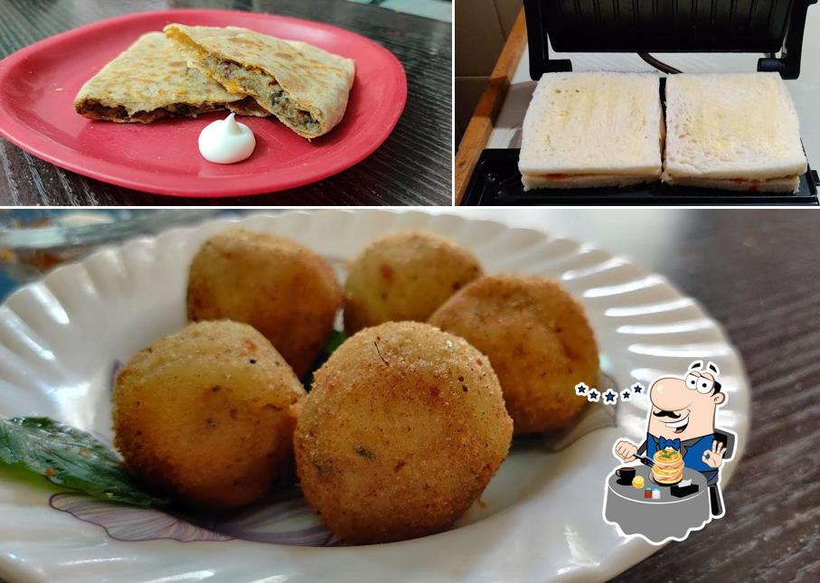 Food at BHATIA'S Kitchen and Snacks