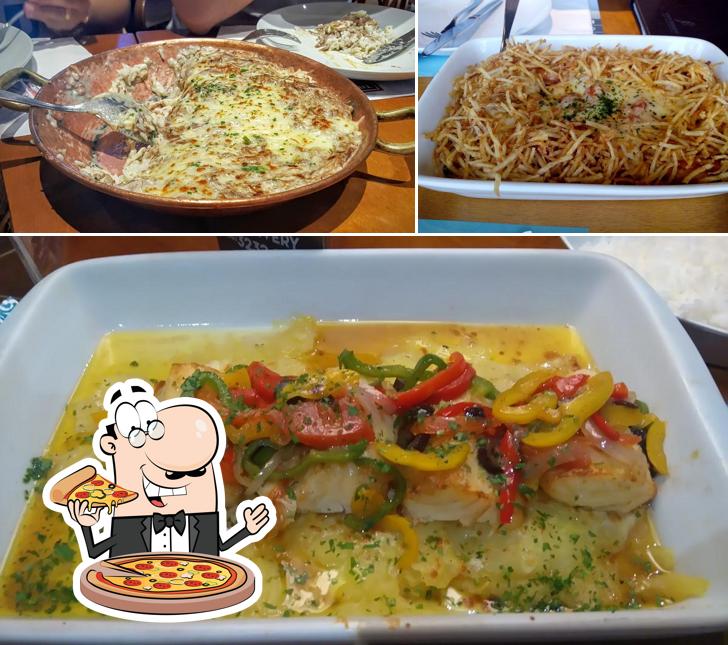 Escolha pizza no Coco Bambu Teresina