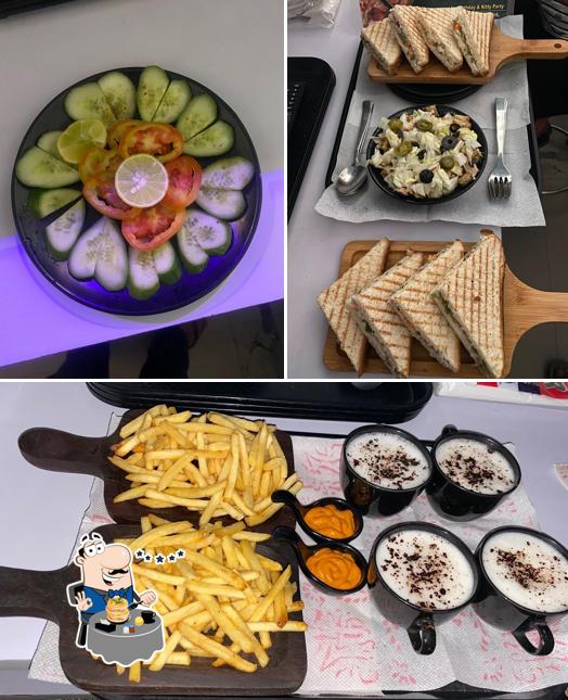 Food at Delish Food Court