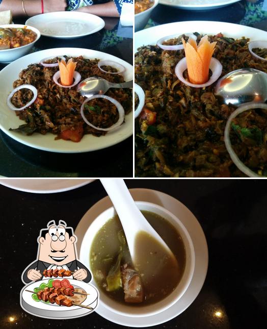 Meals at Hotel Chinnus