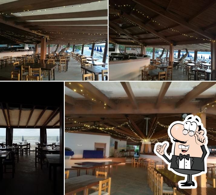 Gli interni di "La Pagoda" - Gallia Beach Club