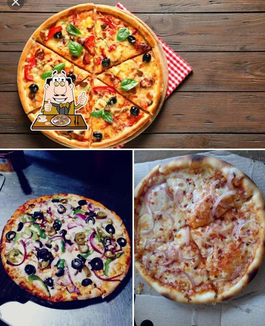 Order pizza at Pizza hap