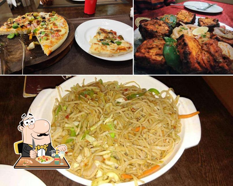 Pad thai at Western Street Café n Restaurant