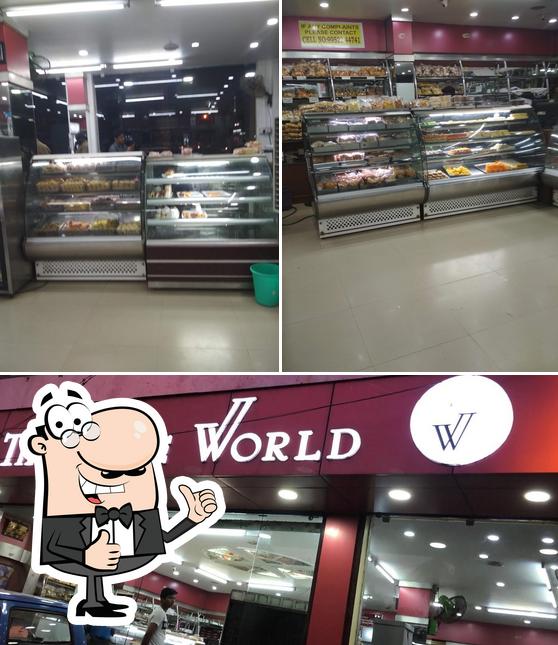 Here's an image of The Cake World