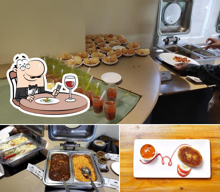 Food at Taj Mahal Hotel