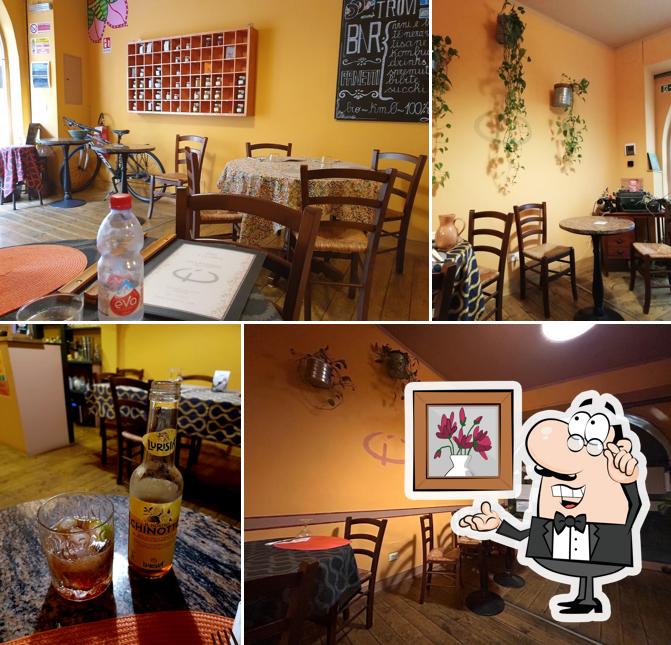 Siediti a un tavolo di In Unzaja - Vegan Restaurant