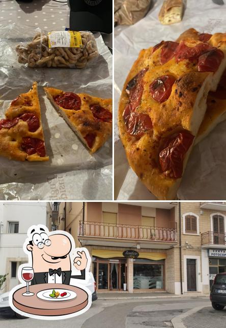 Panificio Fiore si caratterizza per la cibo e esterno