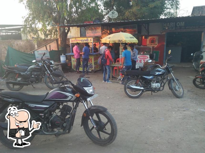 Here's a pic of Dwarkesh Dabeli