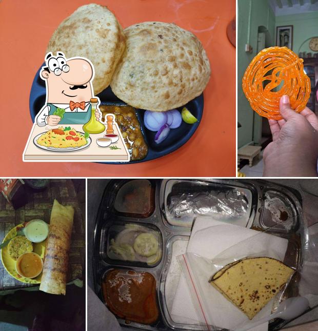 Food at Sai Jalpan Junction