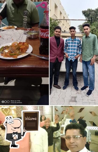 Here's a pic of Chefs Restaurant