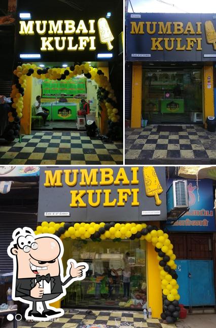 Look at this picture of Mumbai Kulfi