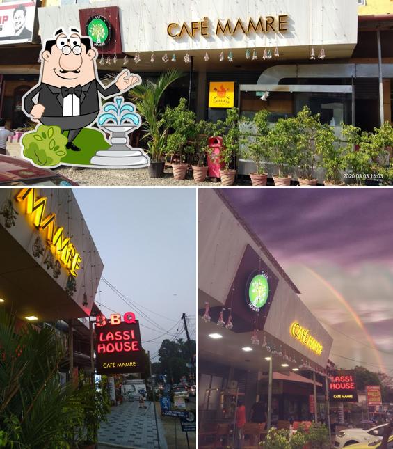 The exterior of Cafe Mamre
