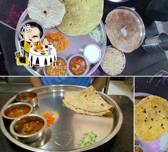 Food at New Jain Khanaval
