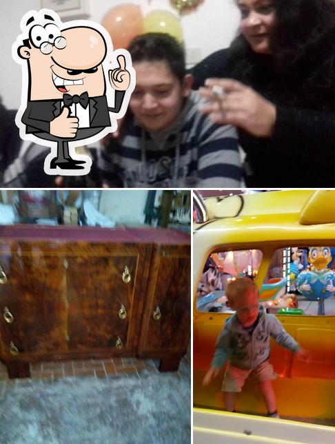Guarda questa immagine di Pizzeria Da Raffaele Sas Di Santullo Rosa