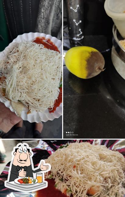 Food at Om yadav fast food center