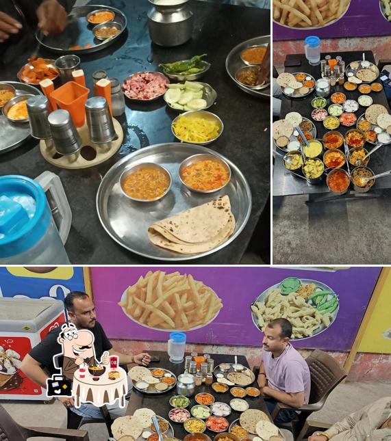 Food at Kanaiya hotel
