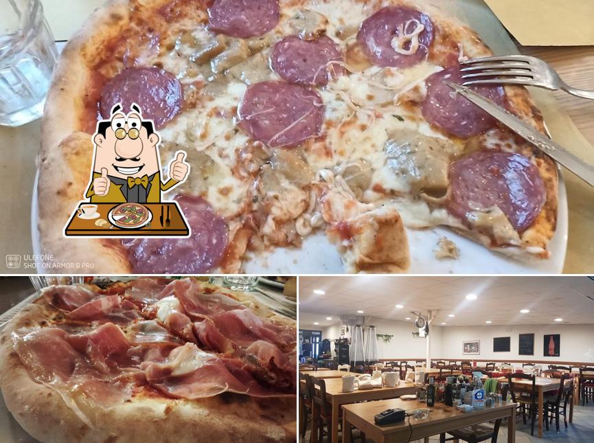 Scegli una pizza a Pizzeria Trattoria "da Pippo"