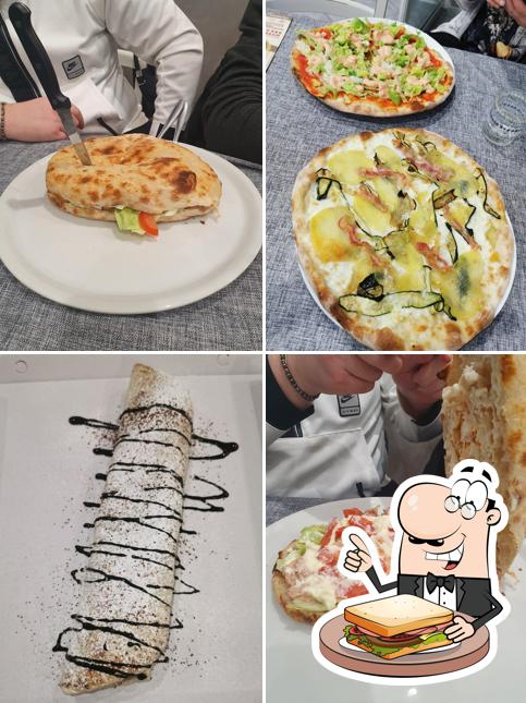 Toast al formaggio al Acqua e Farina