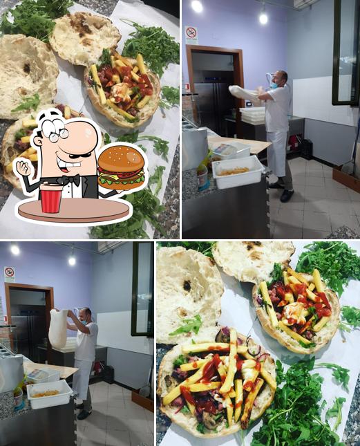 Ordina un hamburger a Pizzeria d'asporto da Lucky