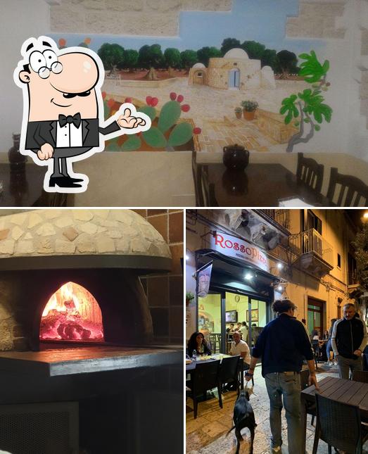 Siediti a un tavolo di RossoPizza