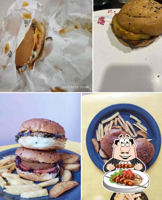 Food at Zeus Burger