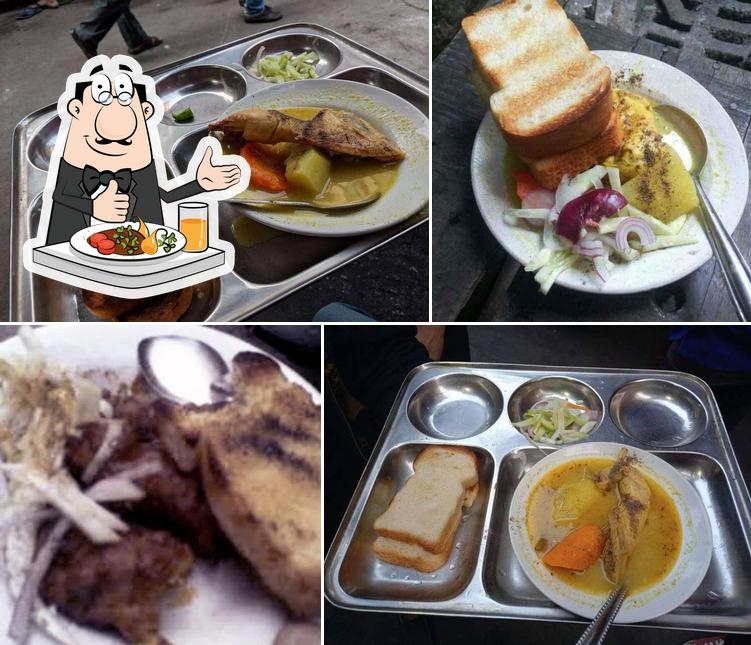 Meals at Chitto Babur Dokan