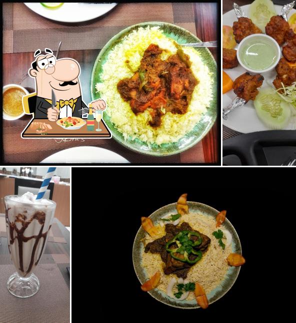 Food at Mashawi Restaurant