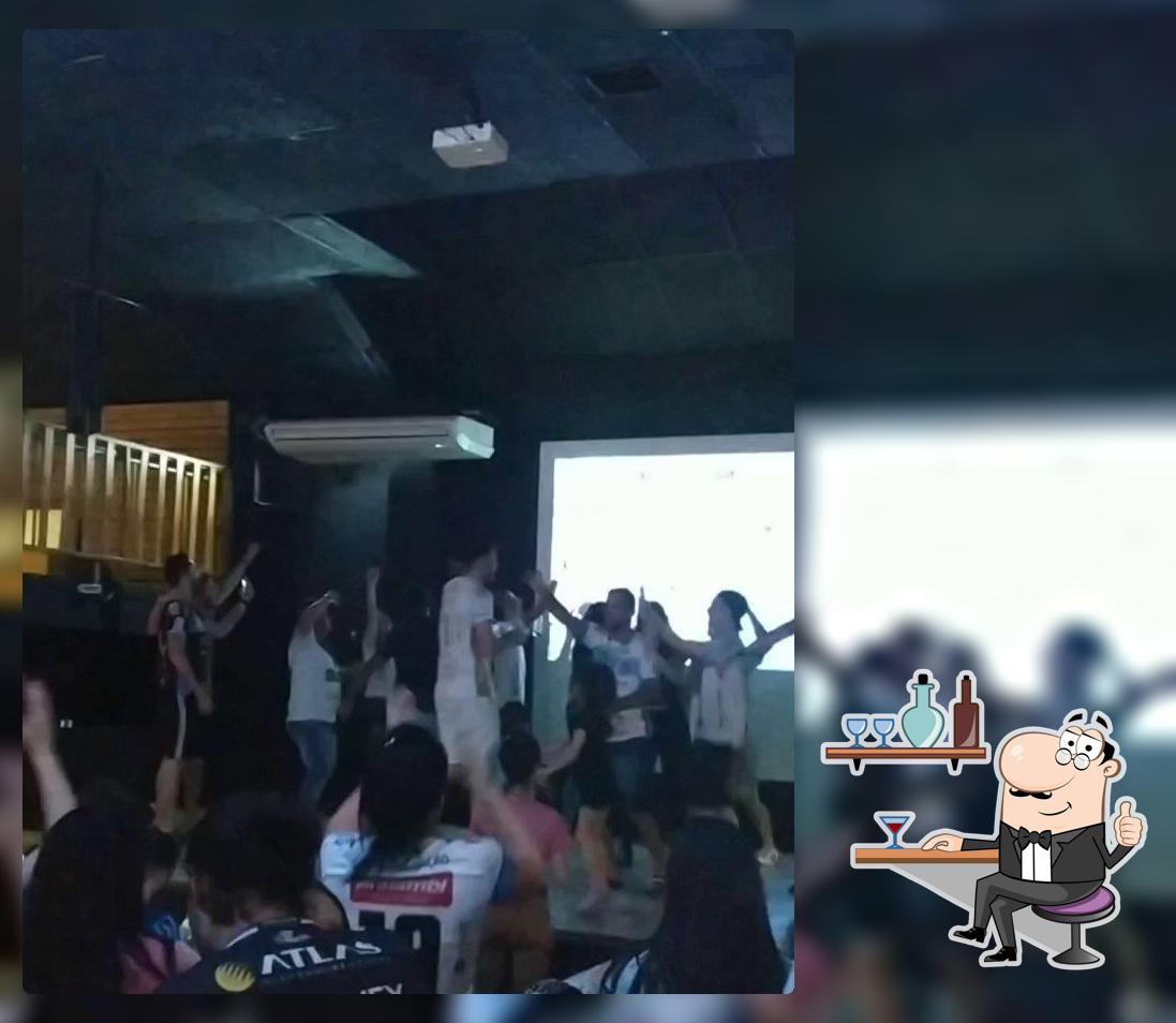 Classe AA Sports Bar
