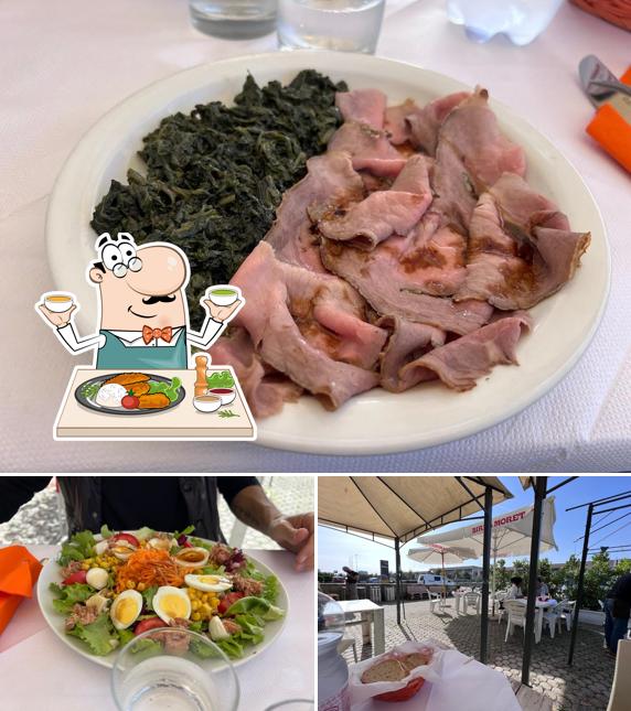 Tra le varie cose da Bar SOLE si possono trovare la cibo e interni