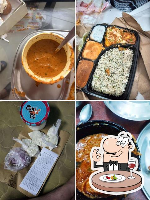 Food at Khadak Singh Da Dhaba - Lajpat Nagar