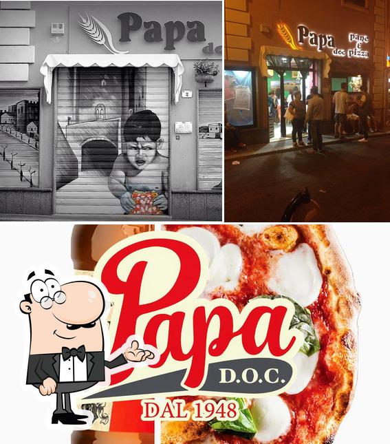 Guarda la immagine che presenta la interni e cibo di Pane e pizza Papadoc