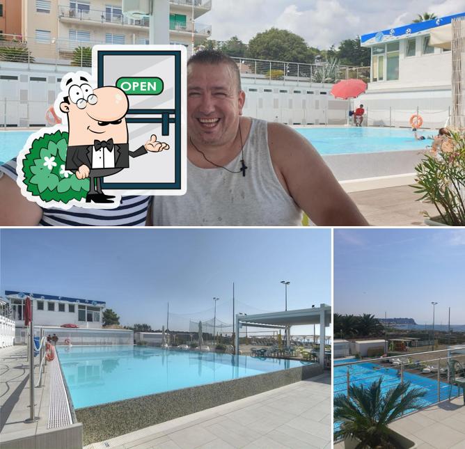 Goditi la vista dagli esterni di Mirage the Beach vip story