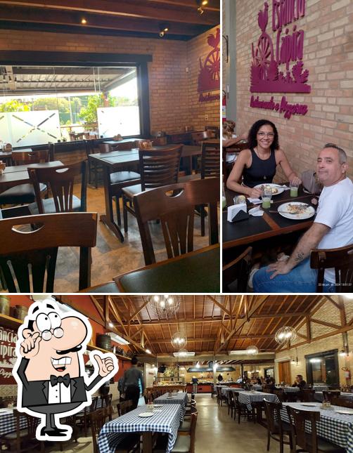 Veja imagens do interior do Estância Caipira Vinhedo