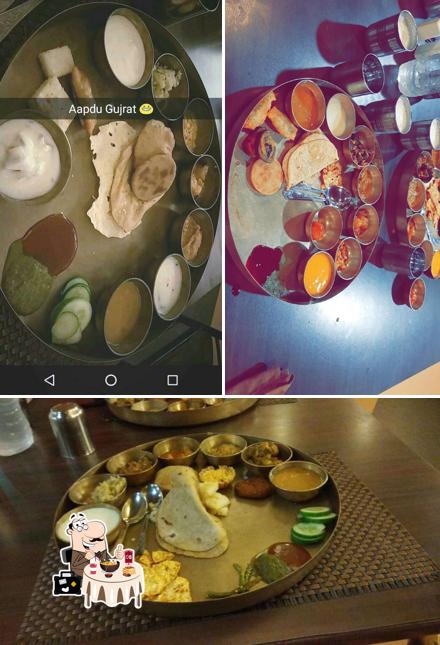 Food at Dadi Dining Hall