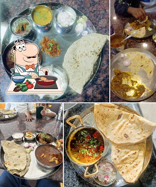 Chicken curry at Swaadgram
