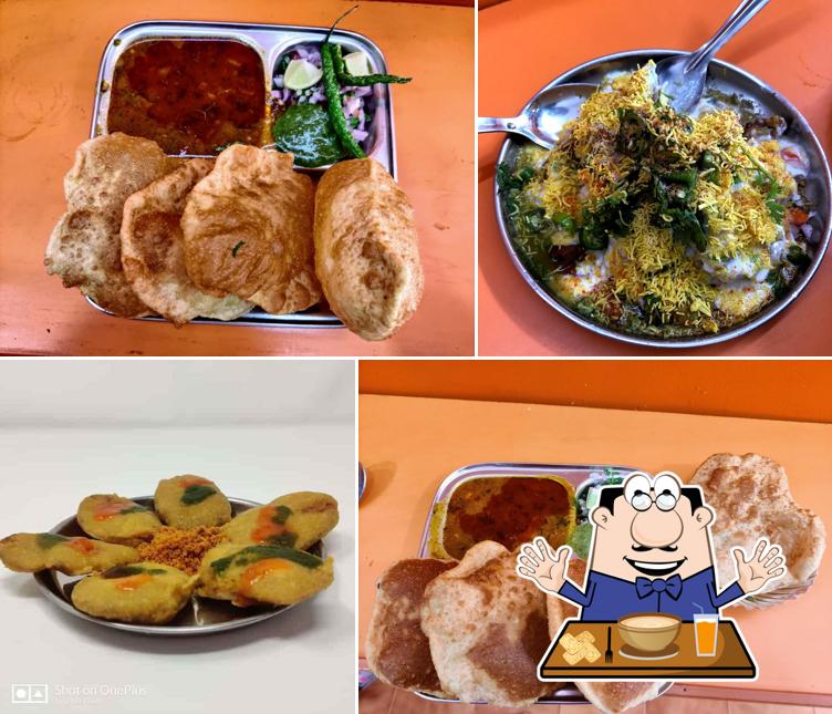 Food at Chhatrapati Hotel & Snacks Center