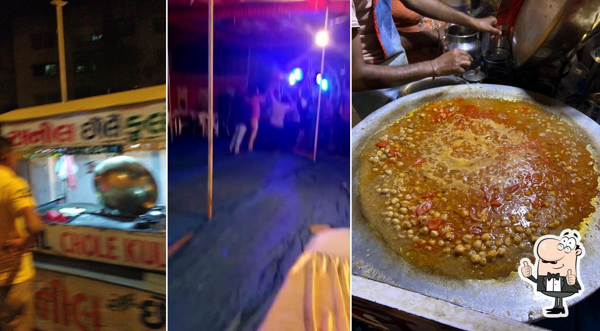 Here's a picture of Anil Chole Kulche