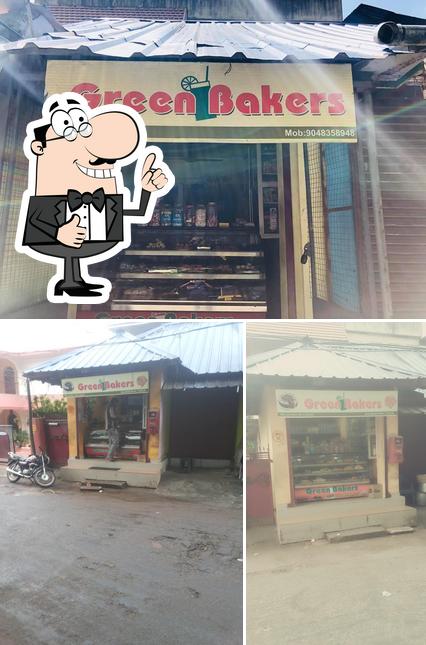 Look at the photo of Green Bakers