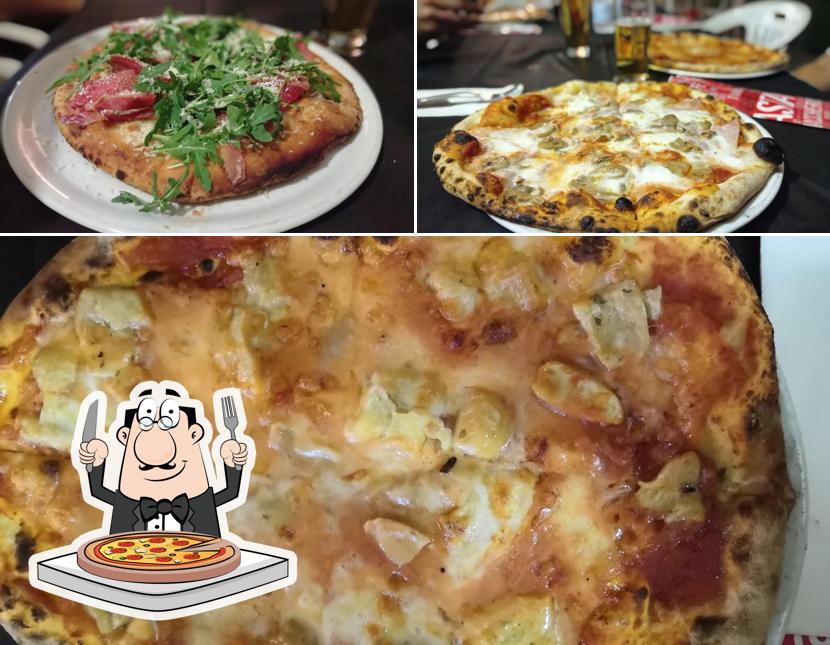 Scegli una pizza a Sapori di Casa da Amerigo