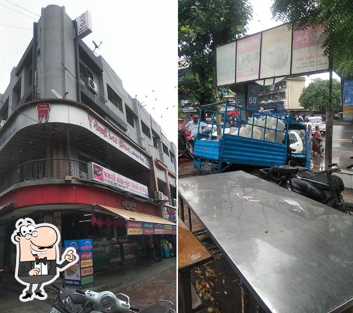 The exterior of Navarang Khaman