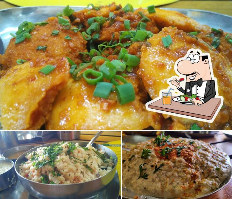 Food at Shree Aayojan's Idli Stop