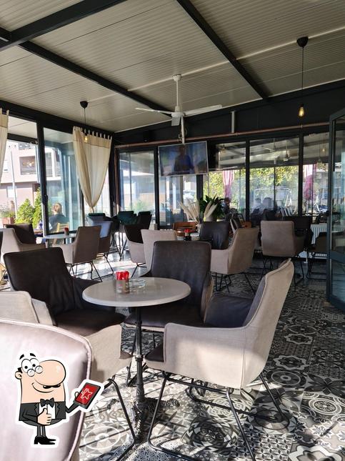 Guarda la immagine di Caffe bar Latino