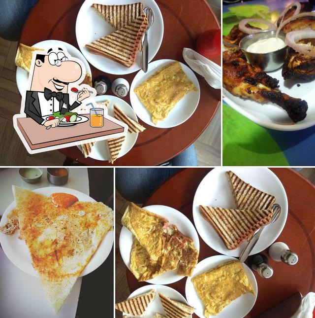 Kurinji Restaurant and Cafe