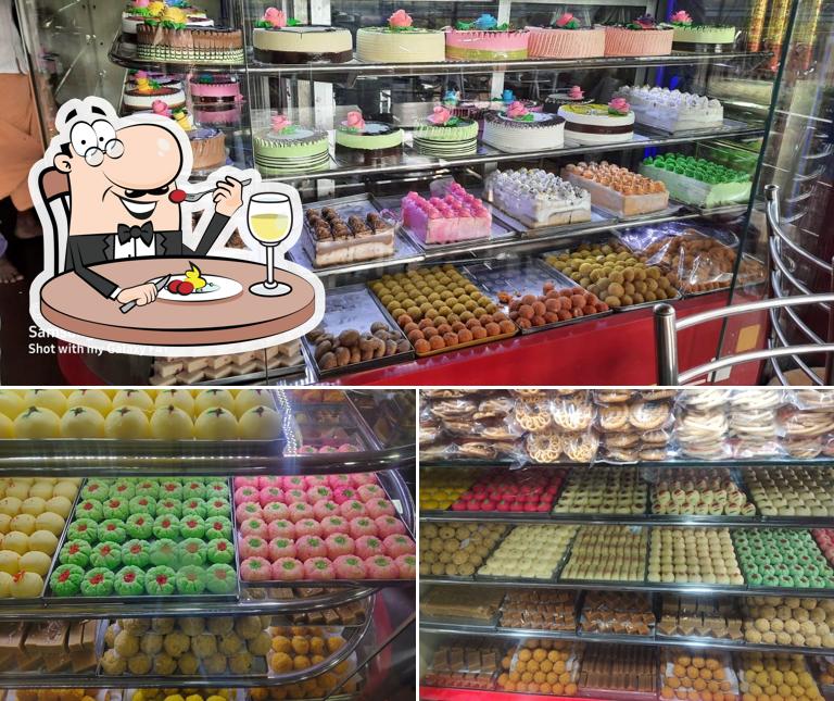 Meals at KOVAI SRI MAHALAKSHMI BAKERY AND SWEETS