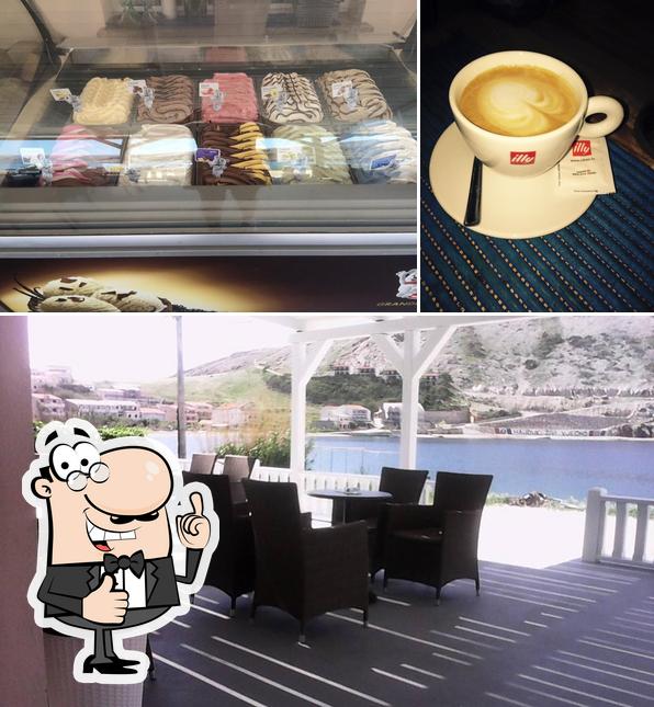 Ecco un'immagine di Caffe bar No1