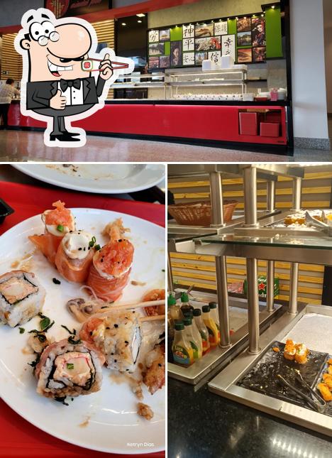 Peça diferentes opções de sushi